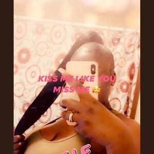 Meet your Posher, Monae